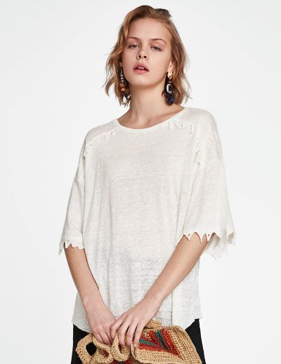 Swan Crop V-Neck Tee