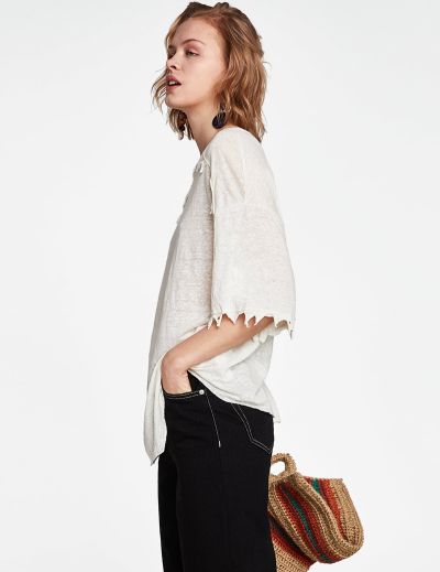 Swan Crop V-Neck Tee